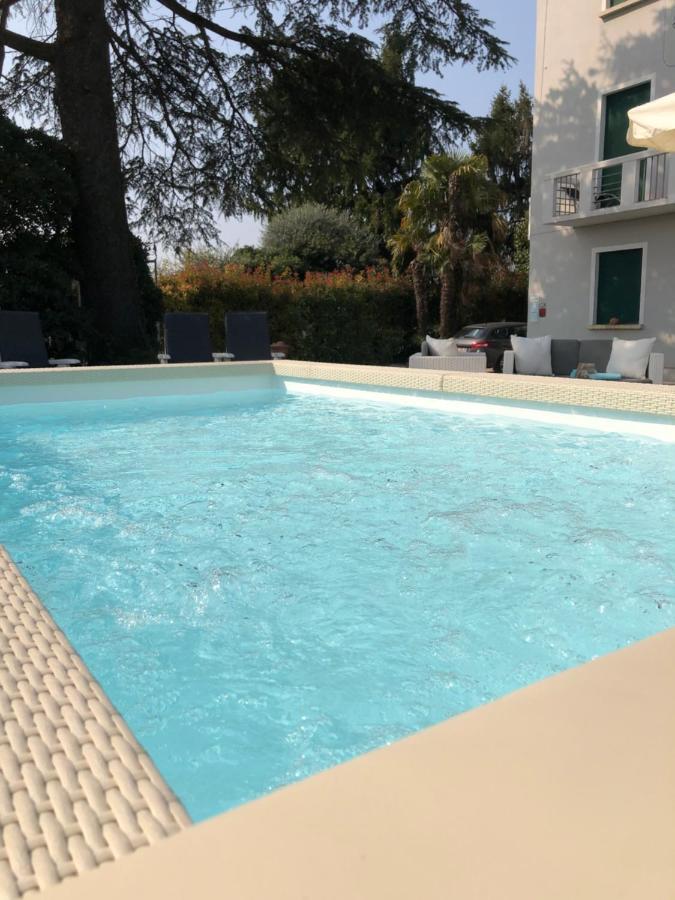 Betty'S House Bed & Breakfast Lazise Exterior foto