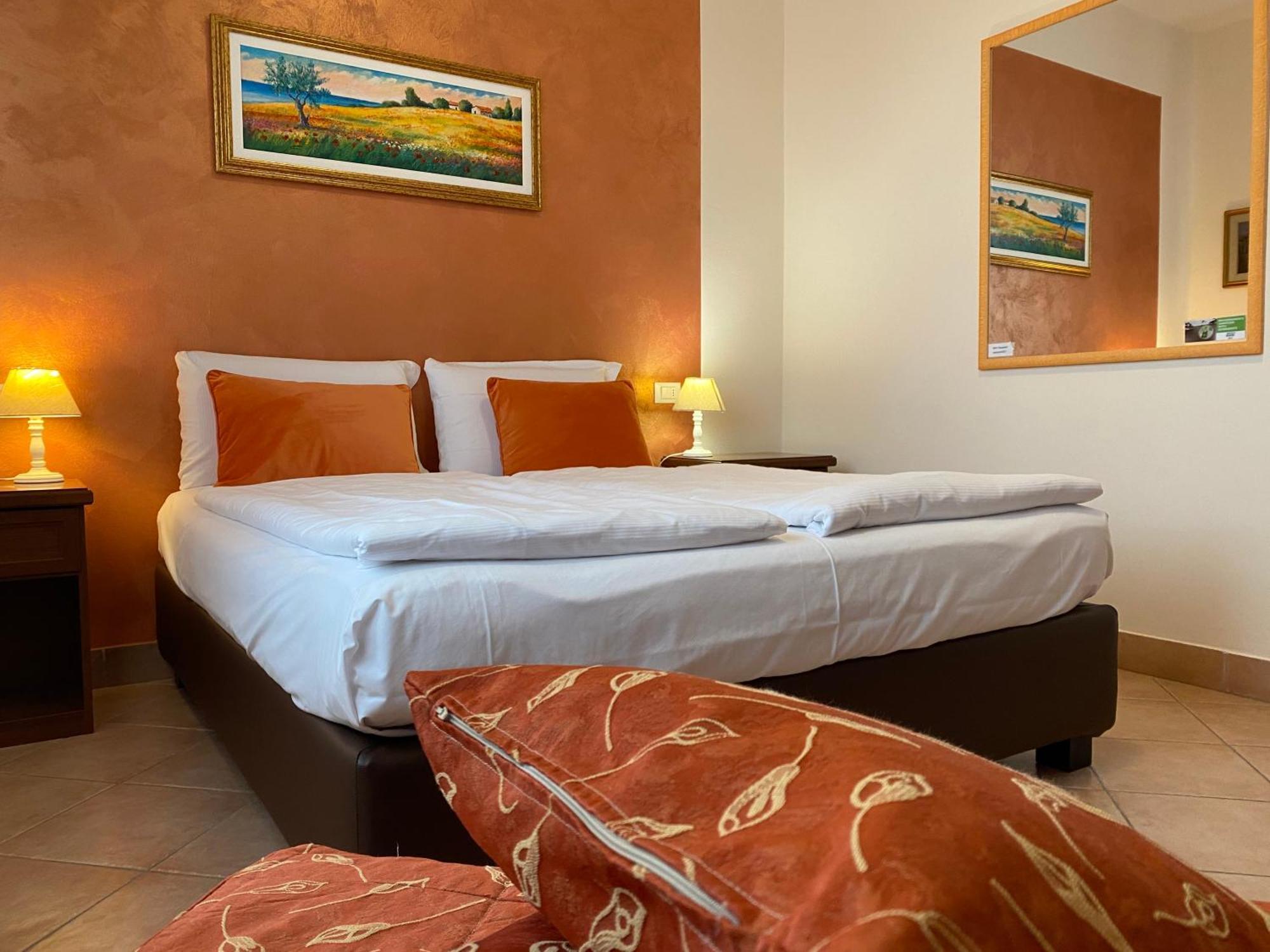 Betty'S House Bed & Breakfast Lazise Exterior foto